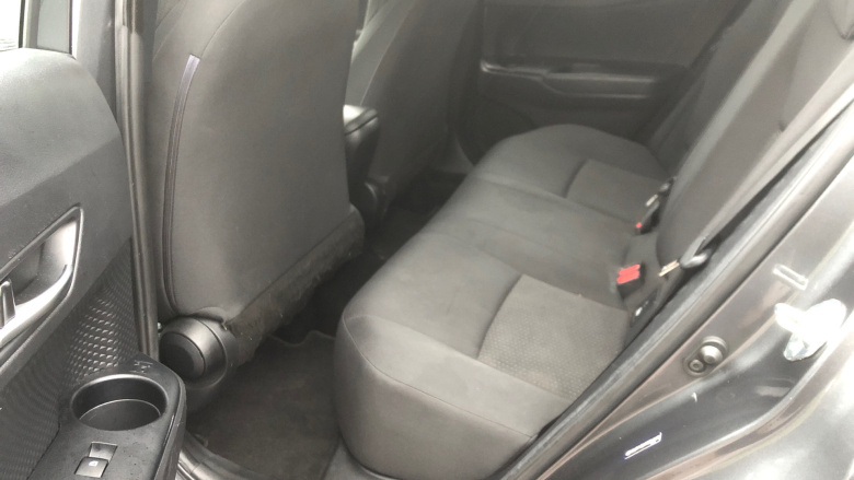 Toyota Yaris Cross 1.5 Hybrid Design 5dr CVT Hybrid Estate